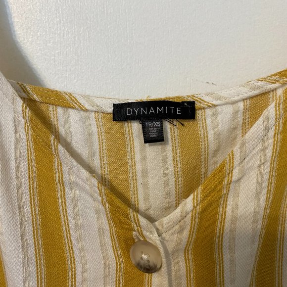 Linen Button-up Tank Top - Picture 2 of 2